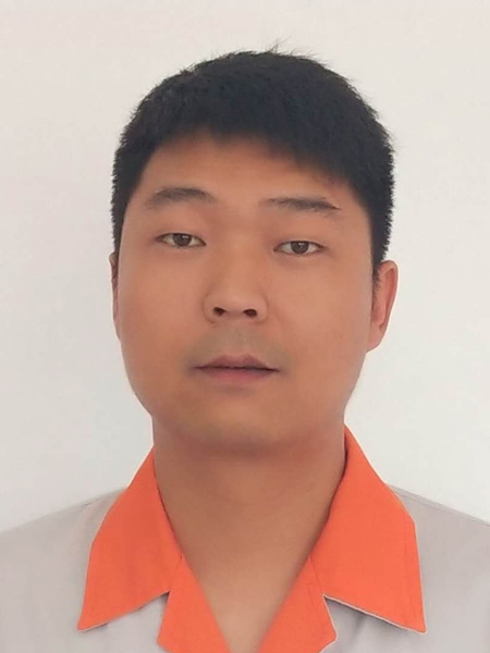 程佳\副总经理